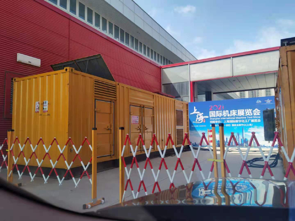 高昌发电车出租-发电机无电压或电压太低怎么办？